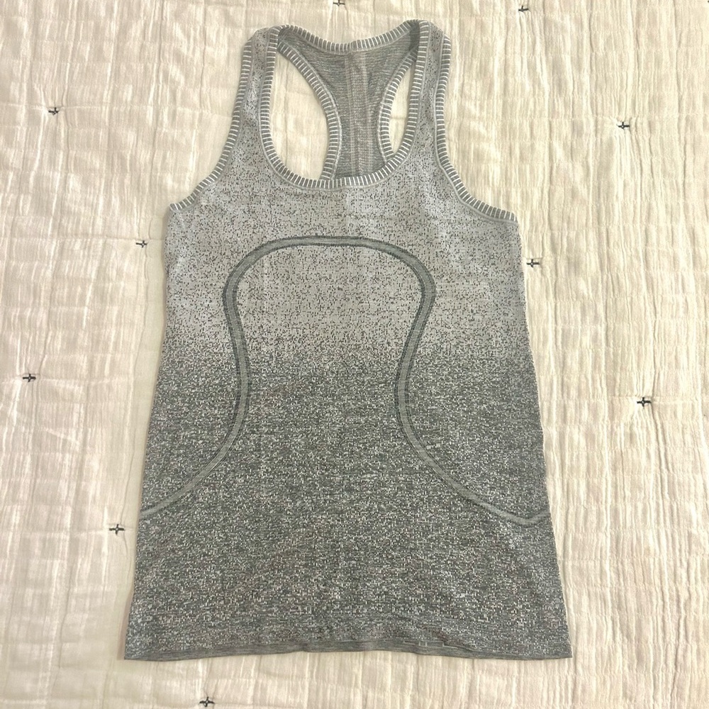 Lululemon Swiftly Tank *Full Length- Ombré Grey- Size 6